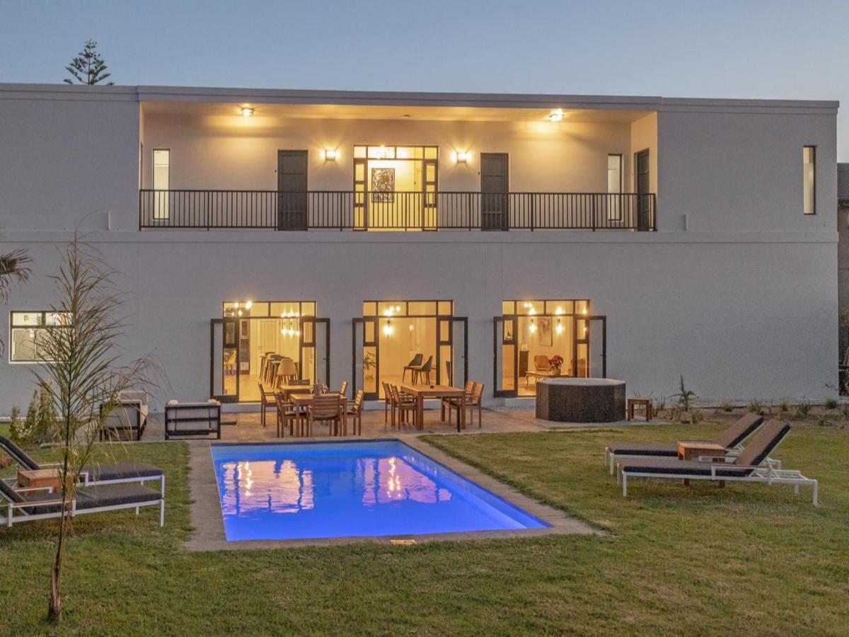 Glow Boutique Suites & Guesthouse Hermanus Buitenkant foto